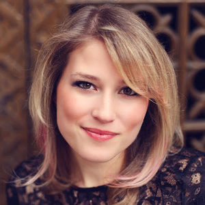 Meet your Posher, Laura